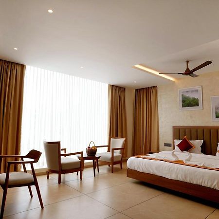 Bluemist Resorts Athirappilly Eksteriør bilde