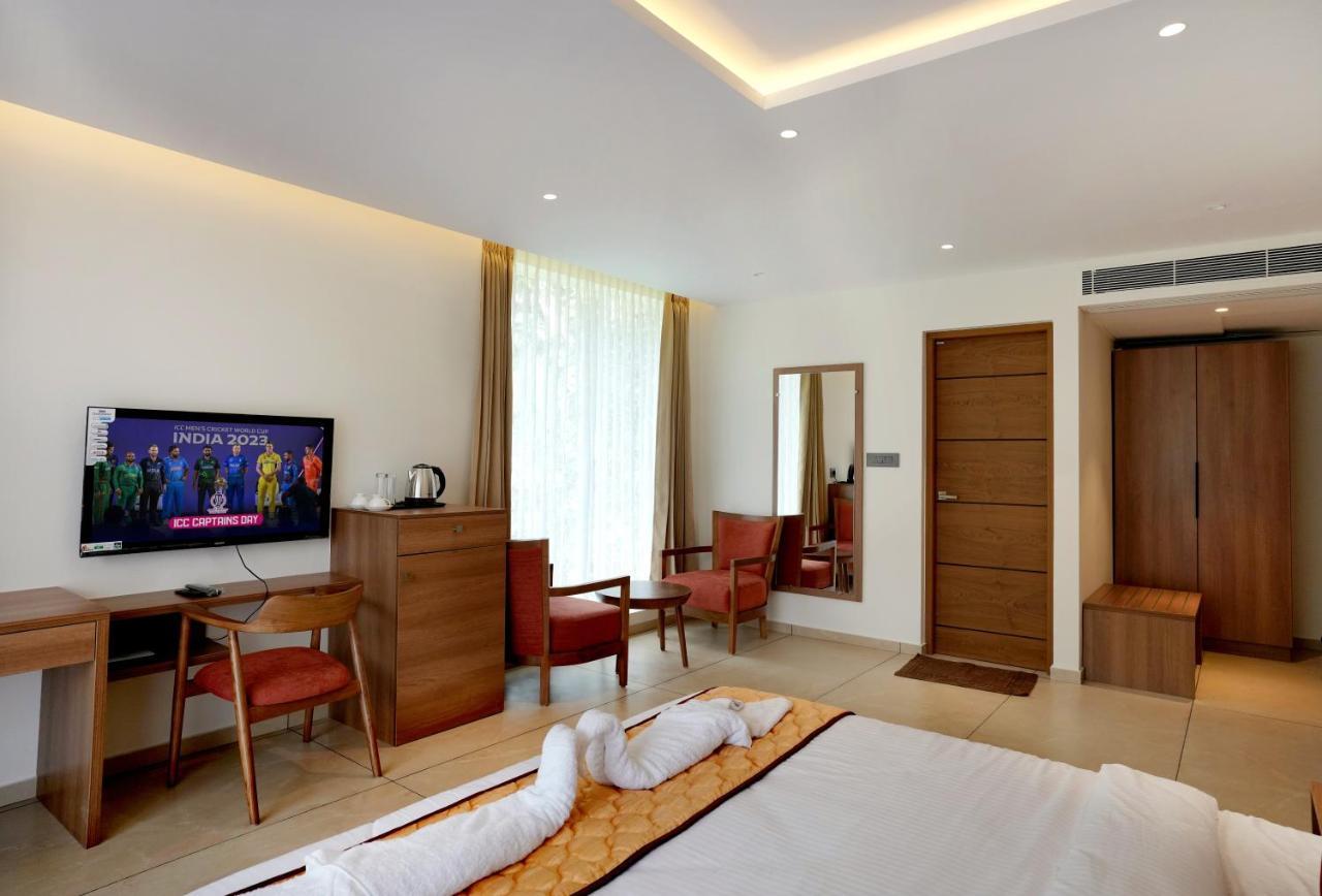 Bluemist Resorts Athirappilly Eksteriør bilde