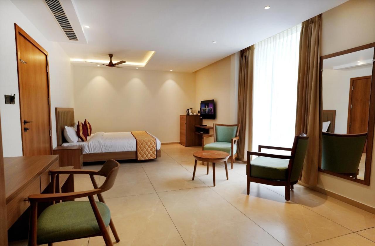 Bluemist Resorts Athirappilly Eksteriør bilde