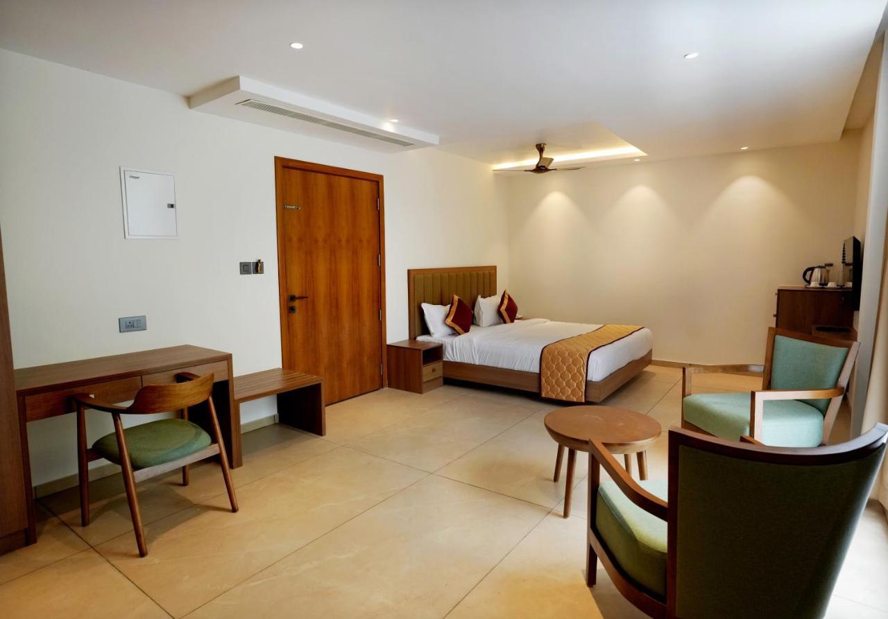 Bluemist Resorts Athirappilly Eksteriør bilde