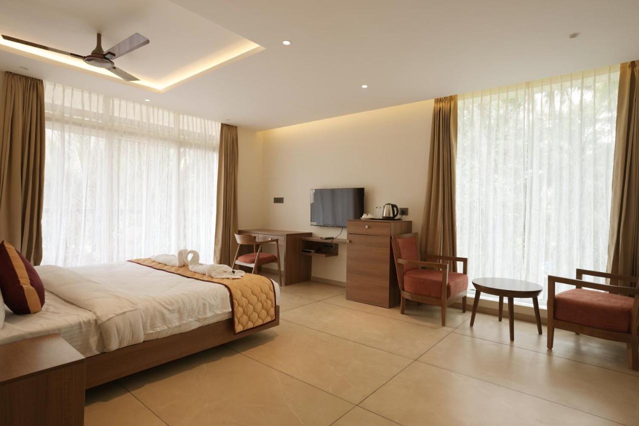 Bluemist Resorts Athirappilly Eksteriør bilde