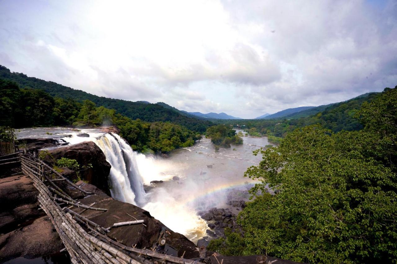 Bluemist Resorts Athirappilly Eksteriør bilde